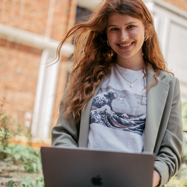 Mila Dutterloo is net afgestudeerd van Webdesign