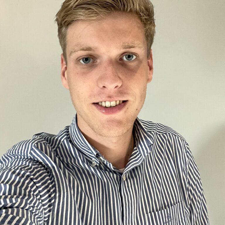 Theo van de Kamp (oud student Webdesign) vertelt over de opleiding